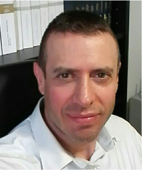 Dr Eduardo Diz